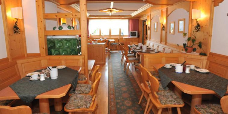 Hotel Bergglueck Филцмос Екстериор снимка